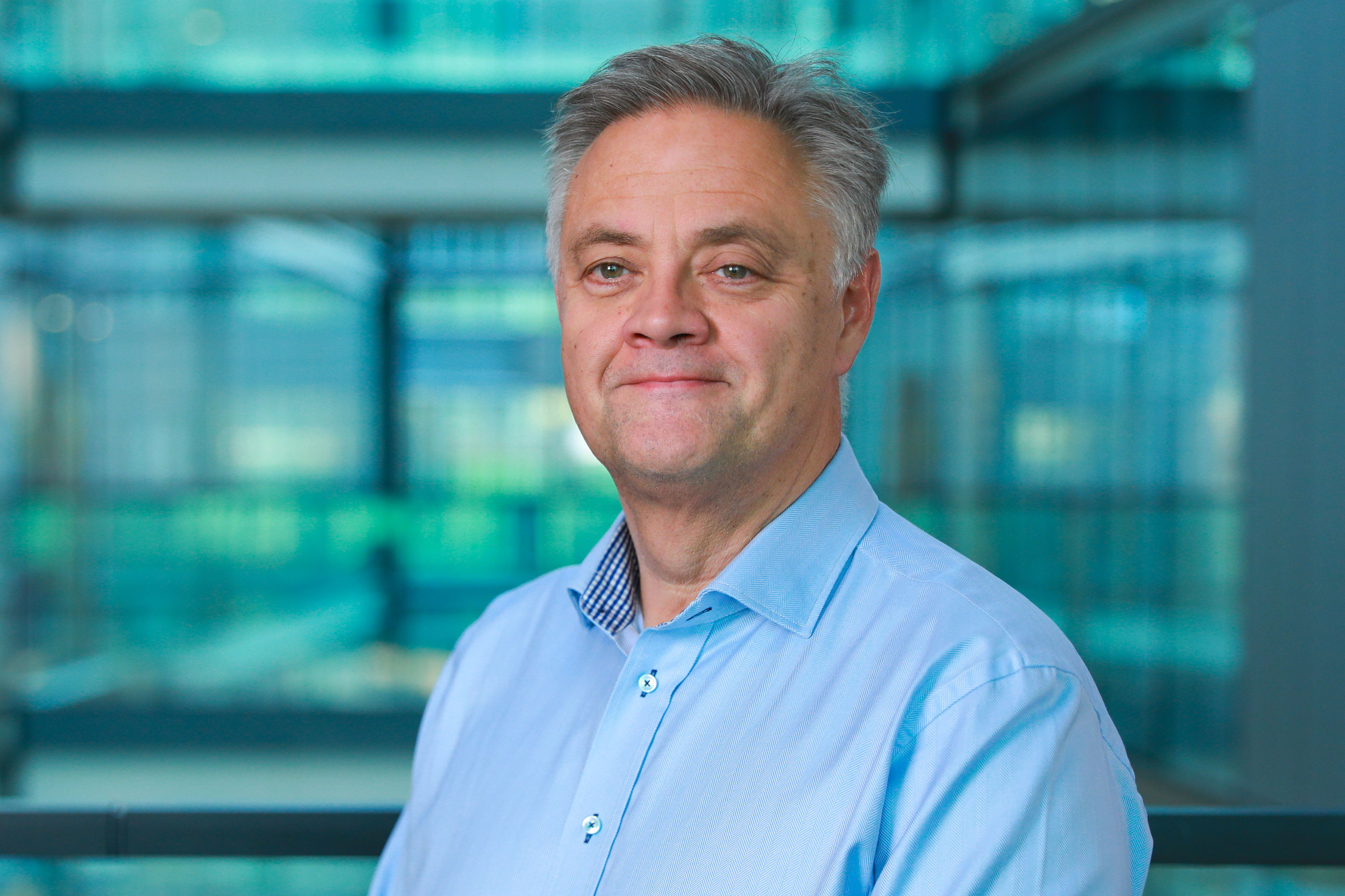 Photographic portrait of Julian Stone